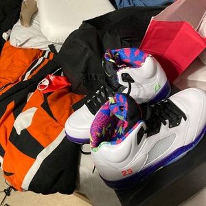 Meet your Posher, Landen